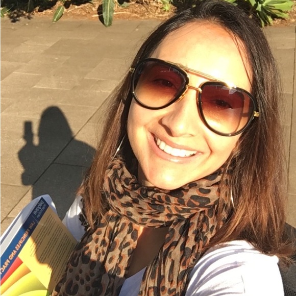 Meet your Posher, Luciana - Picture 2 of 8